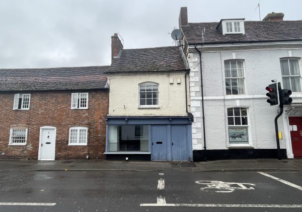 2-4 South Street, Wilton, SP2 0JS