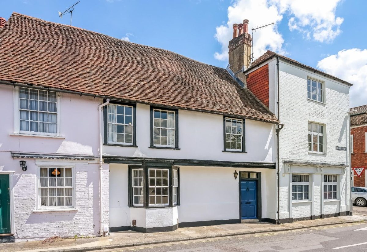 Dolphin Street, Salisbury