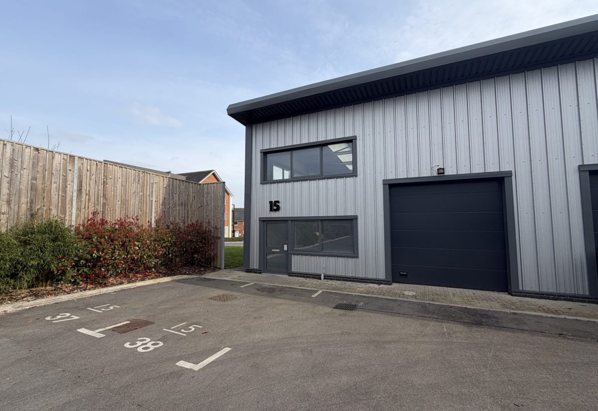 Unit 15, Rockhaven Business Centre, Rhodes Moorhouse Way, Longhedge, Salisbury, Wiltshire, SP4 6RT