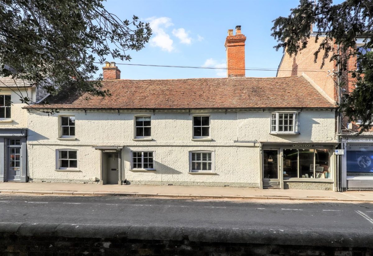 North Street, Wilton