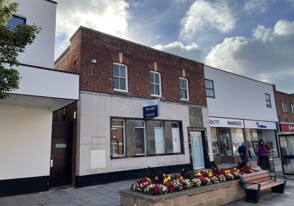 87 Station Road, New Milton, Hampshire, BH25 6JD