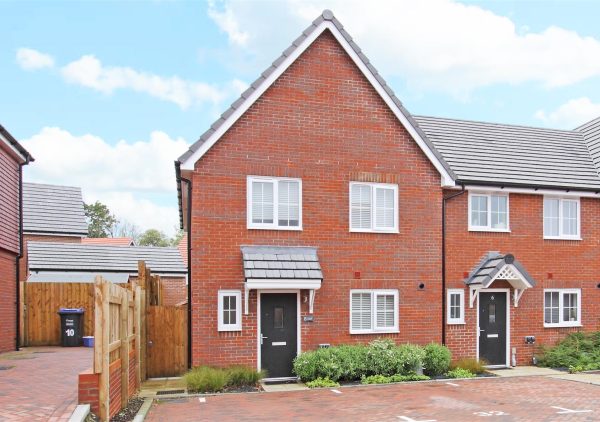 Pooley Place, Alderbury
