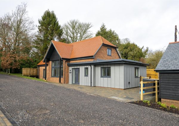 Back Drove, West Winterslow, Salisbury