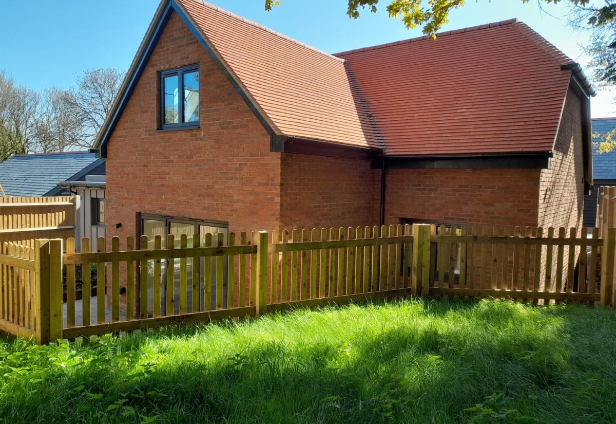 Back Drove, West Winterslow, Salisbury