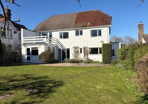 Bouverie Avenue, Salisbury