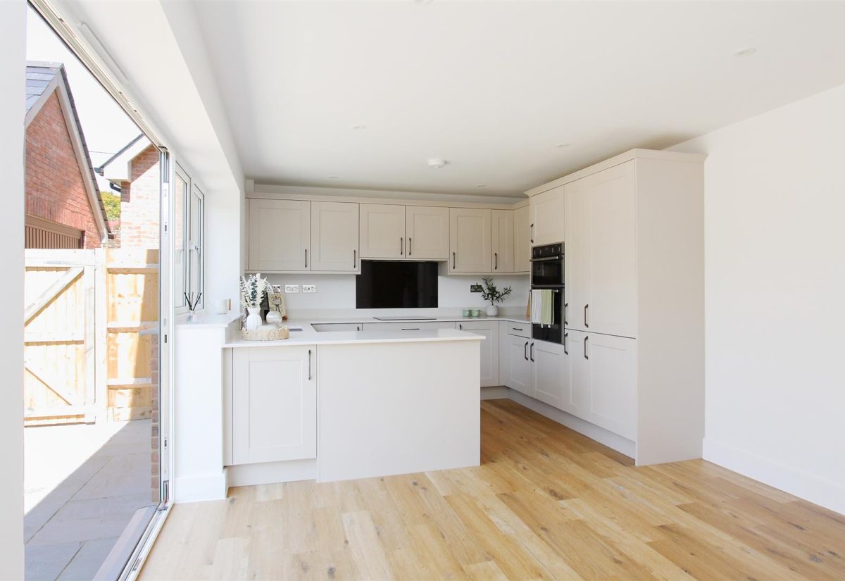 Witt Road, Winterslow, Salisbury