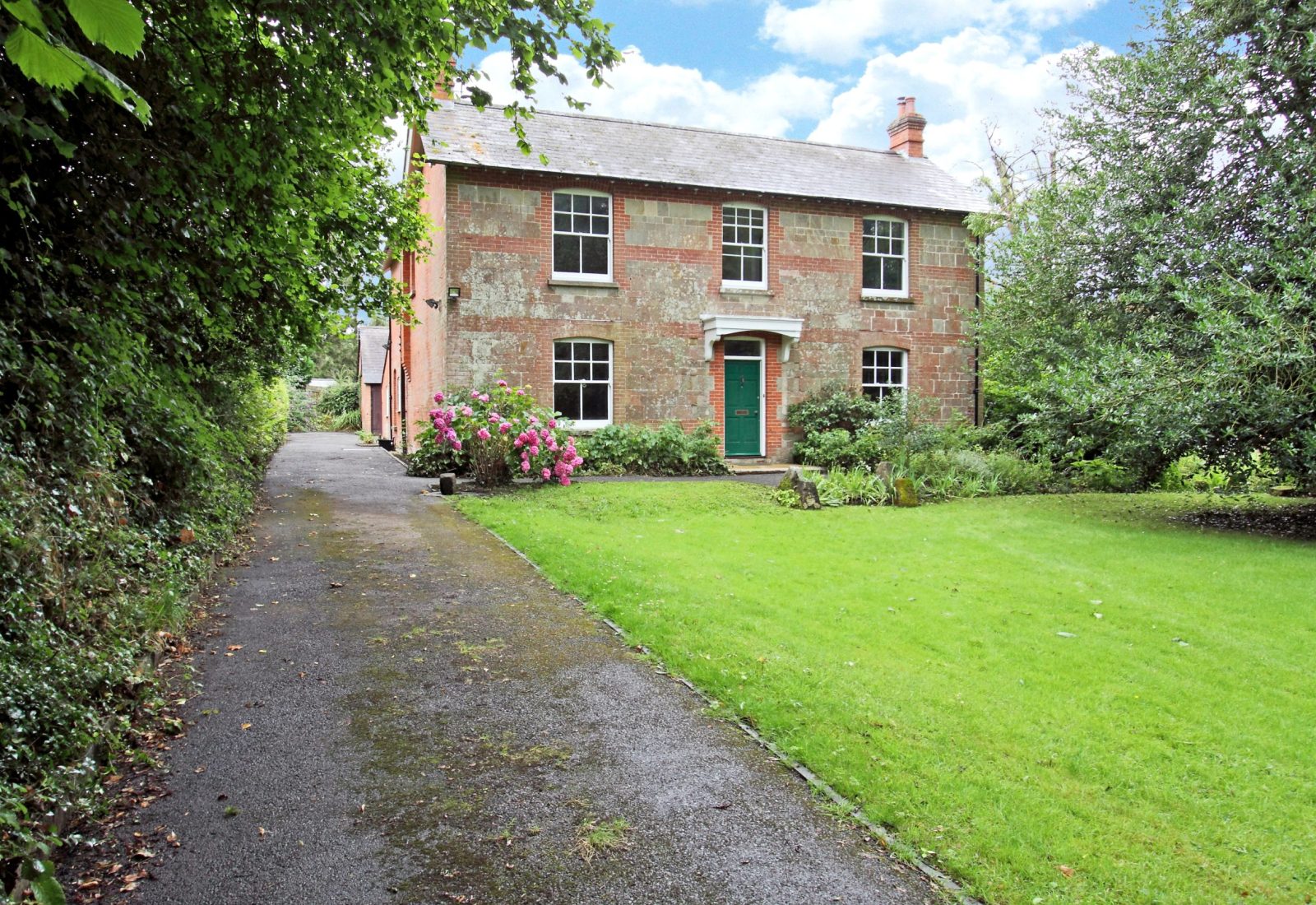 Fovant – Now Let – Substantial Detached Period Home