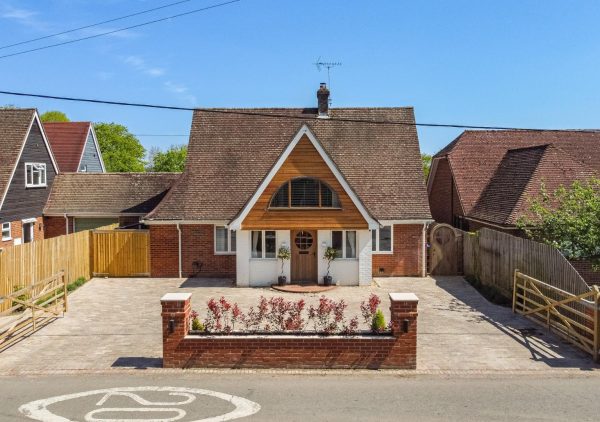 Common Road, Whiteparish, Salisbury