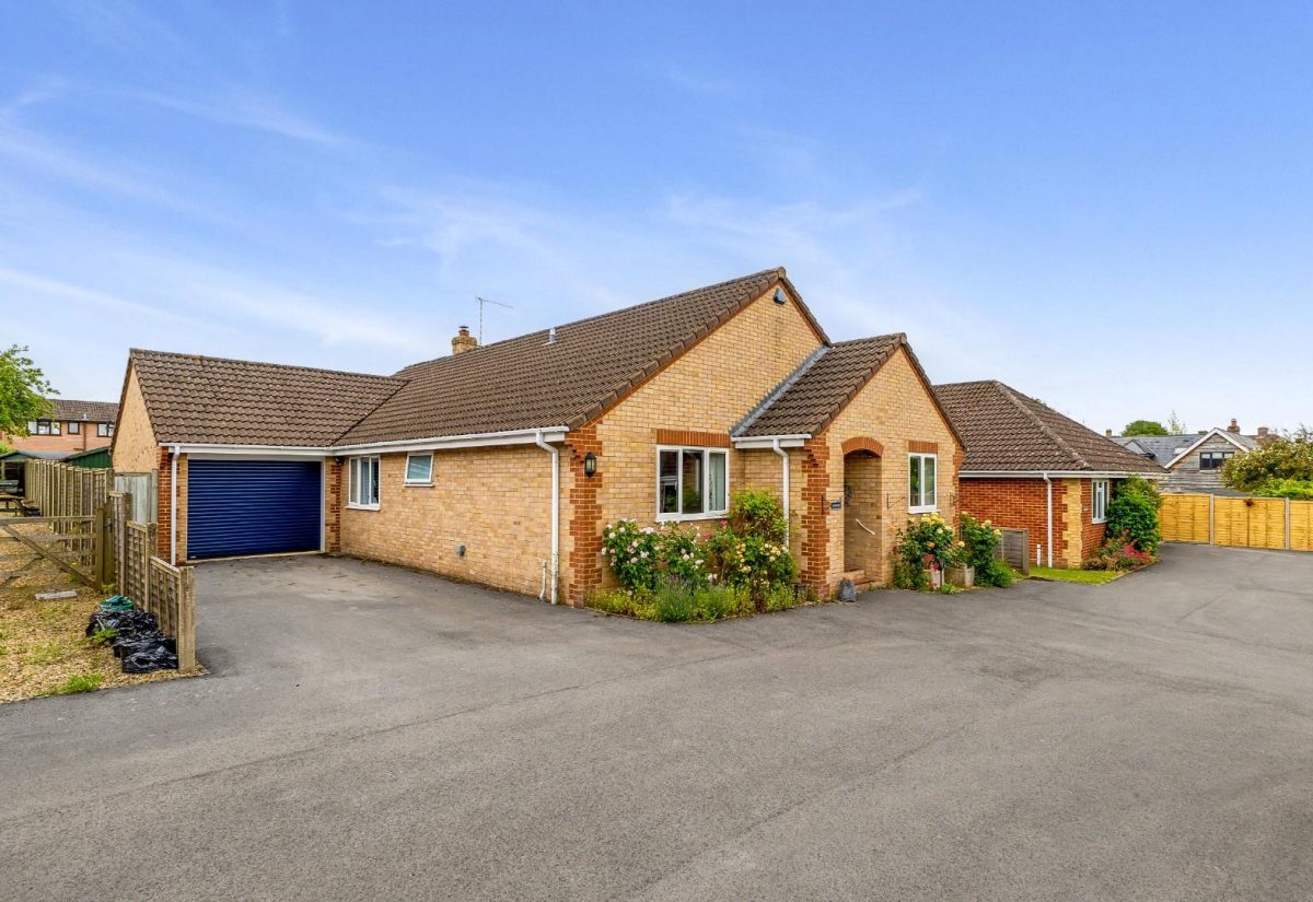 Gomeldon Road, Winterbourne Gunner, Salisbury