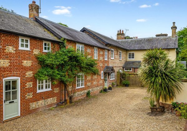 Fyfield, Andover