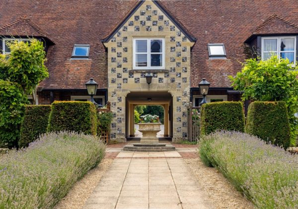 Earls Manor Court, Winterbourne Earls, Salisbury