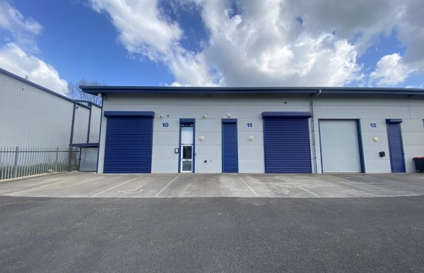 Unit 10/11, Oakfield Business Centre, Westbury