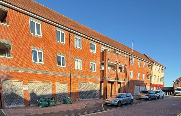 Units 2 & 3, Locksbridge Local Centre, Picket Piece, Andover