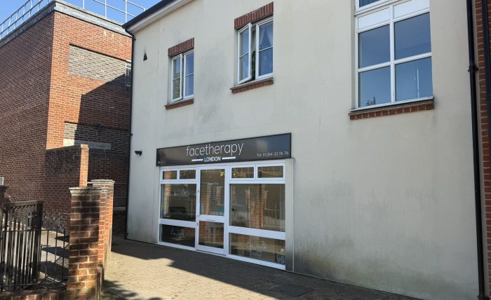 11 Waverley Buildings, Waterloo Court, Andover